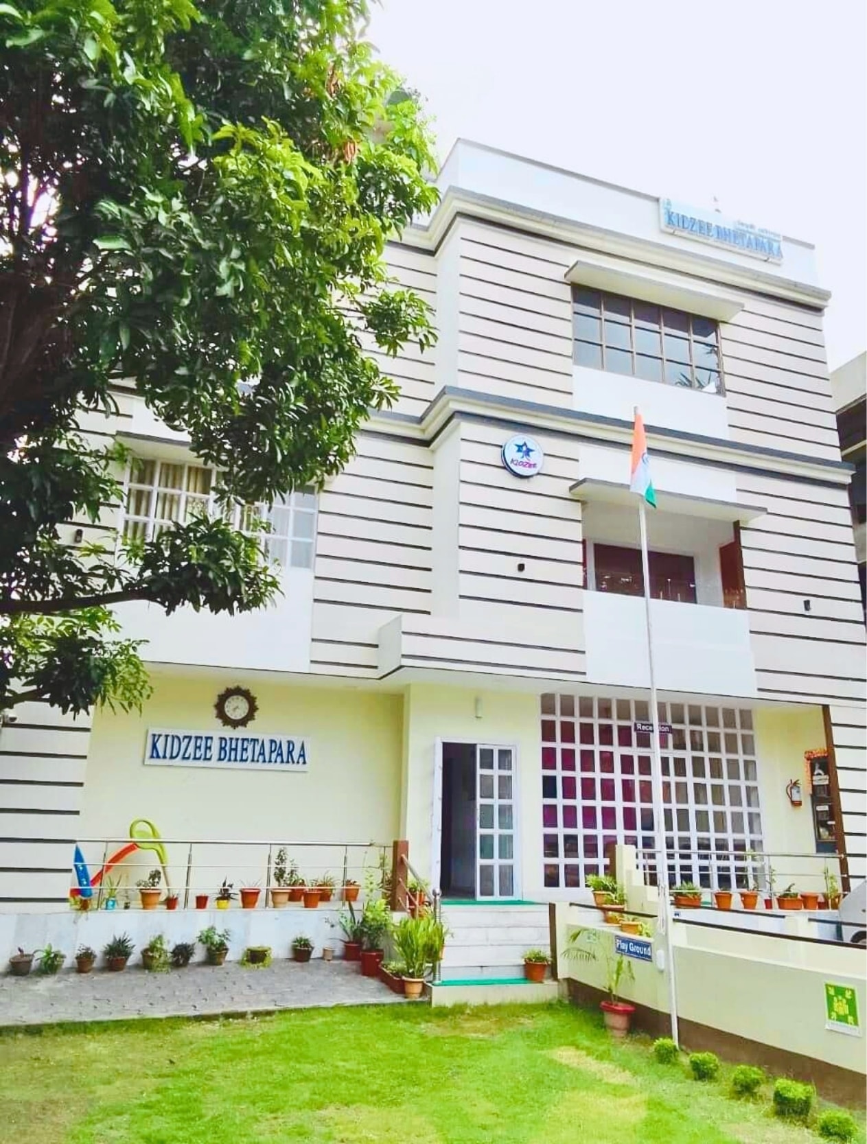 Kidzee Bhetapara school building, Vidya Mandirr Lane, Guwahati